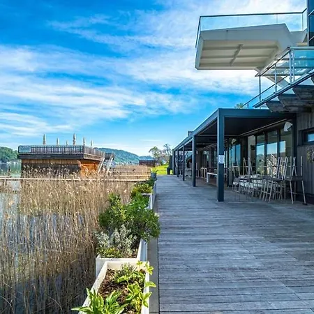 Apartment Hermitage Mit Seeblick Und Seezugang *