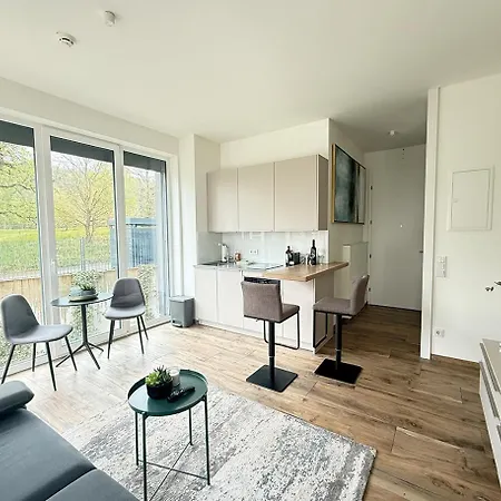 Apartment Hermitage Mit Seeblick Und Seezugang