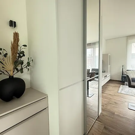Apartment Hermitage Mit Seeblick Und Seezugang *