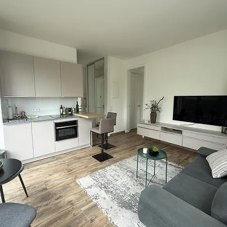 Apartment Hermitage Mit Seeblick Und Seezugang *