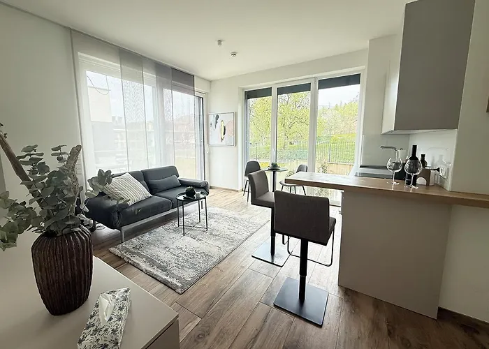 Hermitage - Seeblick & Zugang דירה